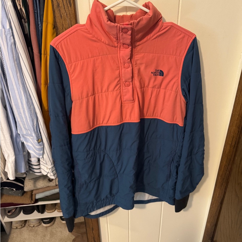 The North Face Women’s Mountain Sweatshirt Pullover